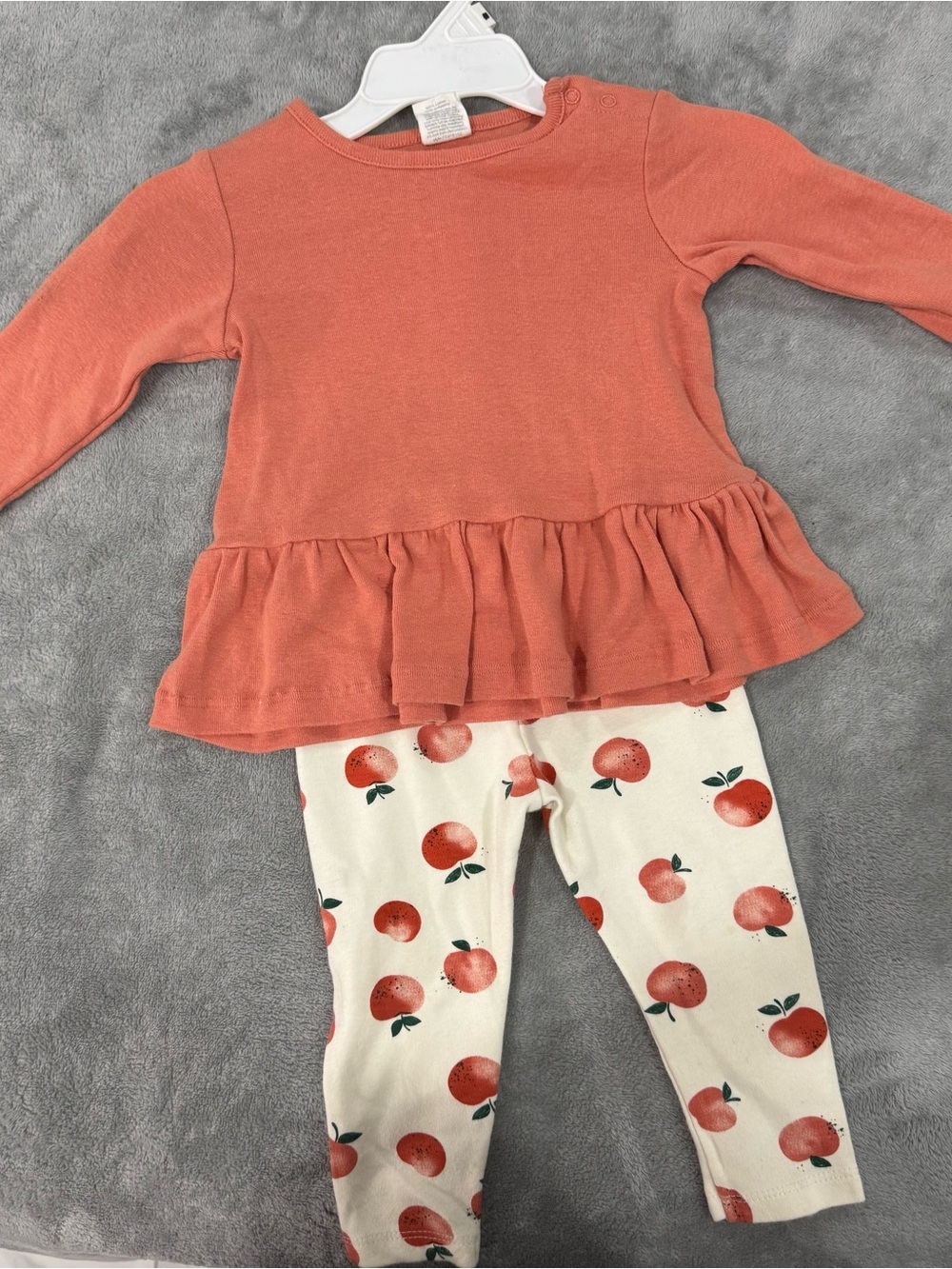 Starting Out Peach Peplum Top & Cream Apple Print Leggings